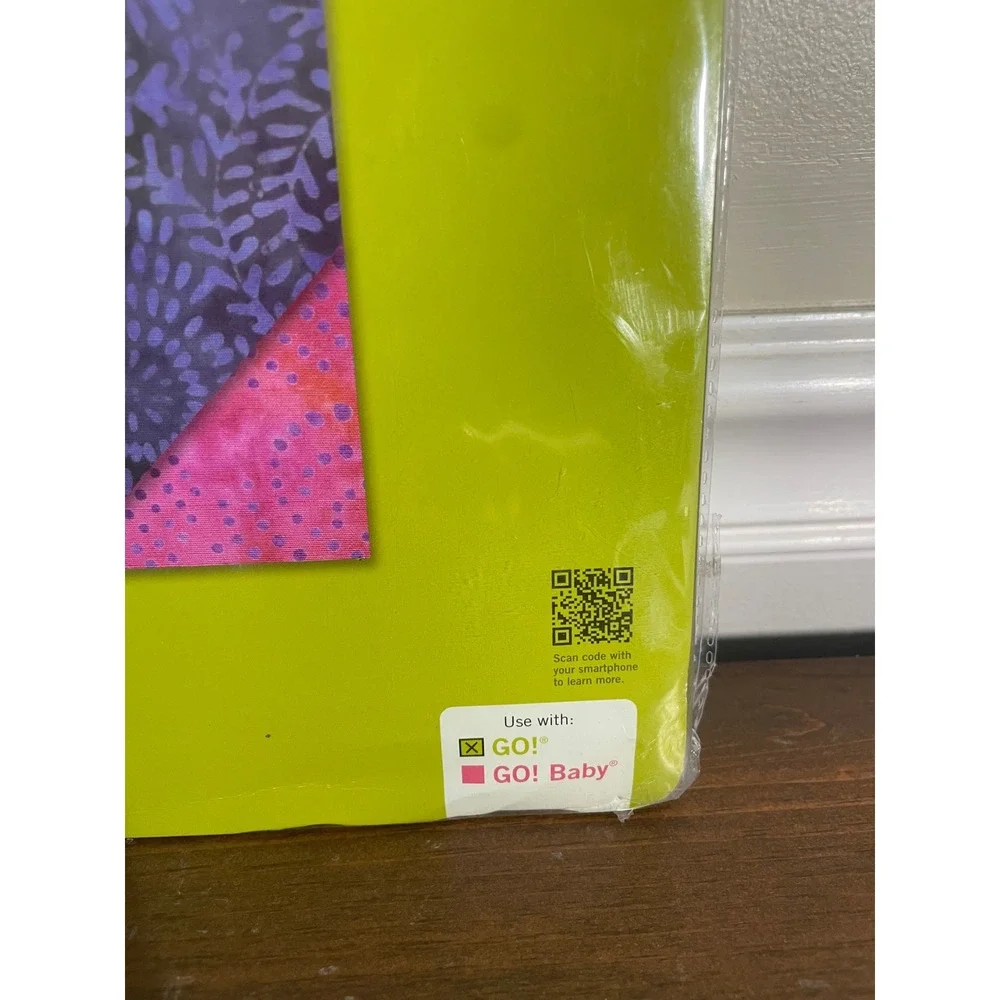 AccuQuilt GO! Snowball 6 Inch Finished Fabric Cutting Die 55330 New
